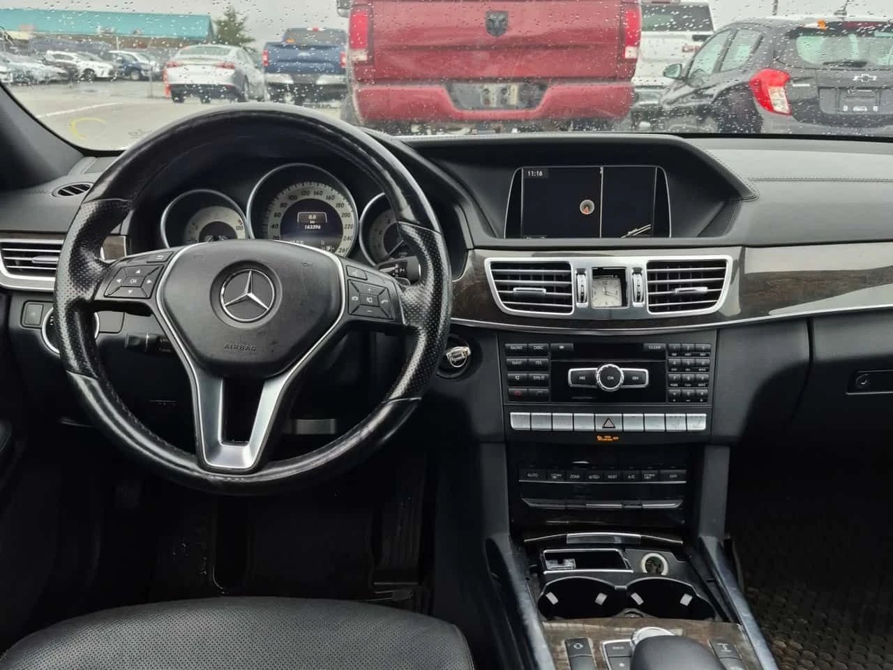 Mercedes-Benz E 500  | ОБДУХВАНЕ | CARFAX, снимка 10 - Автомобили и джипове - 53894133