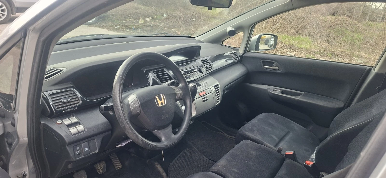 Honda Fr-v 2.2d  , снимка 7 - Автомобили и джипове - 54022100