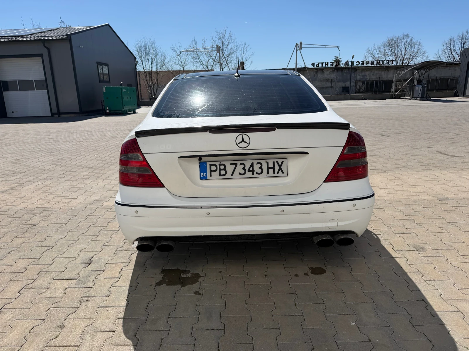 Mercedes-Benz E 500, снимка 4 - Автомобили и джипове - 54171560