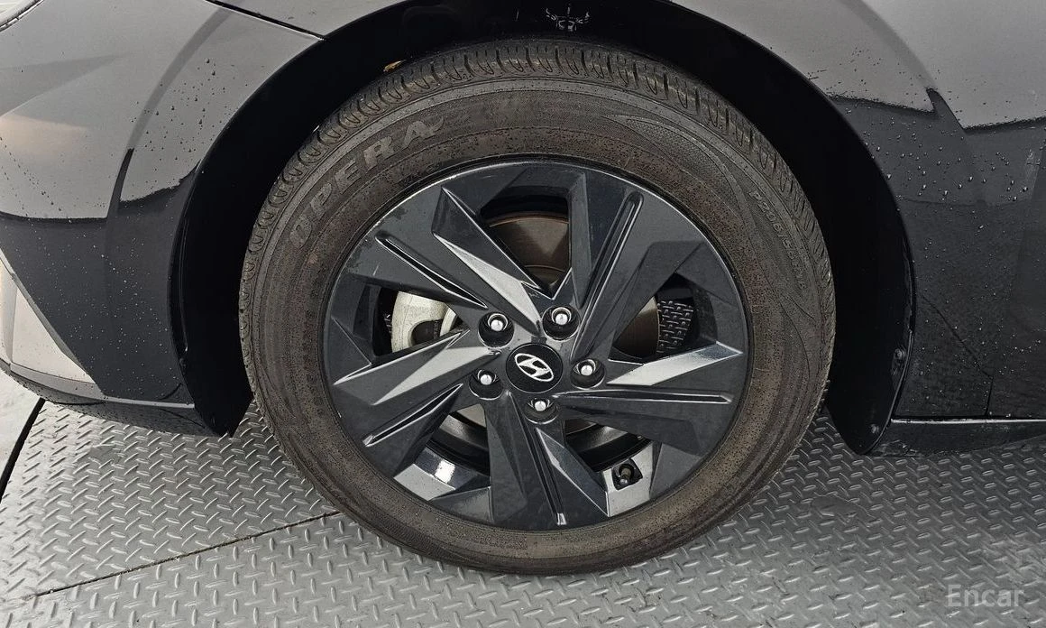 Hyundai Accent, снимка 5 - Автомобили и джипове - 54248404