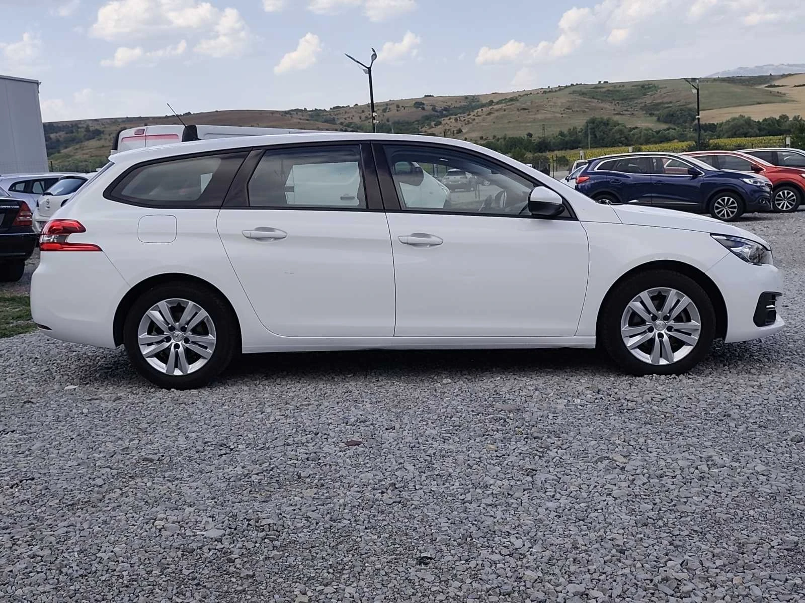 Peugeot 308 FACELIFT digital cokpit �������� �������  | Mobile.bg � ����������� 4