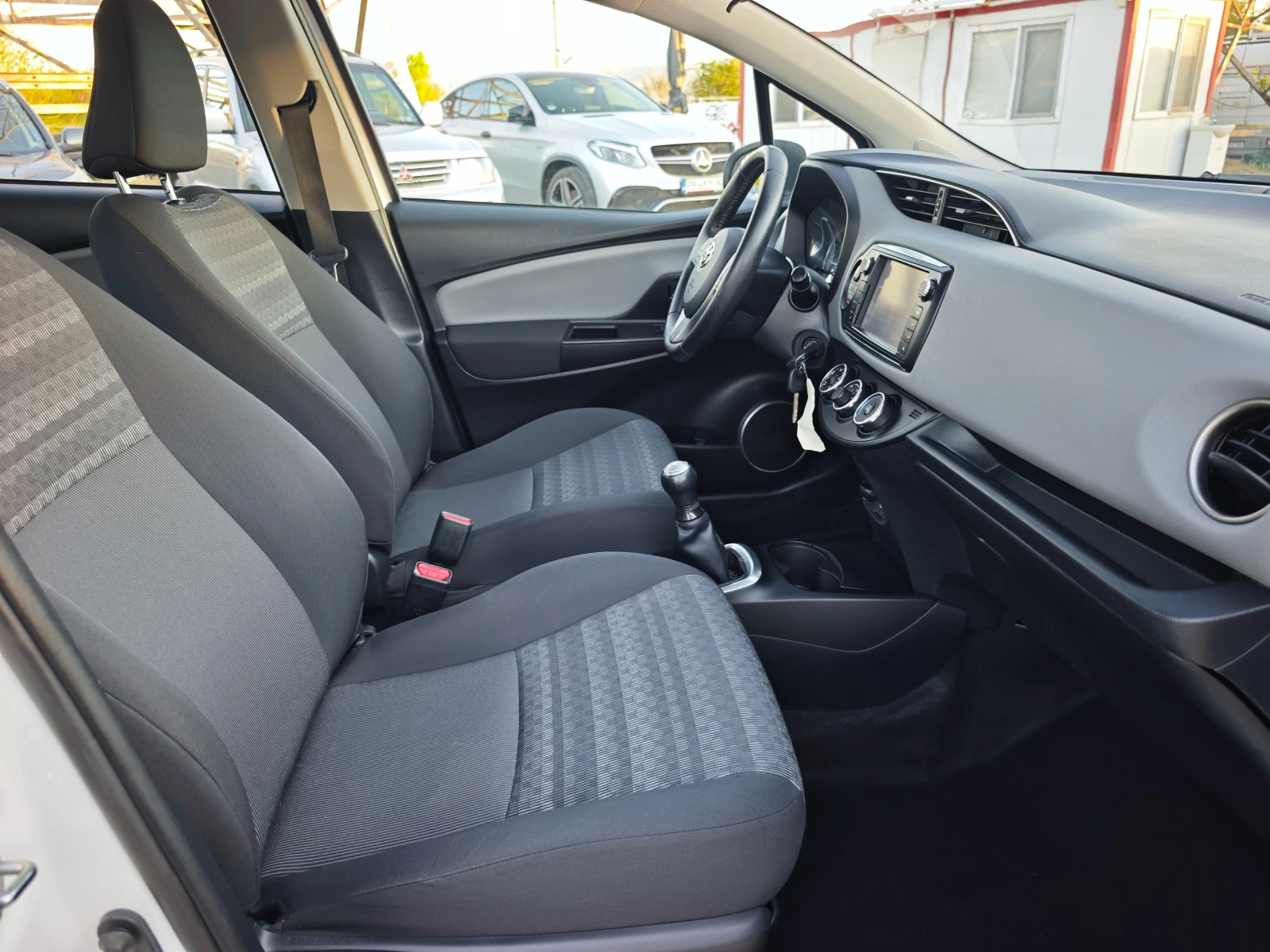 Toyota Yaris EURO-6  | Mobile.bg � ����������� 14