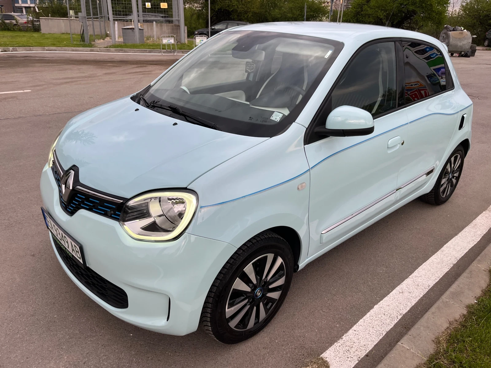 Renault Twingo електрическо 82кс