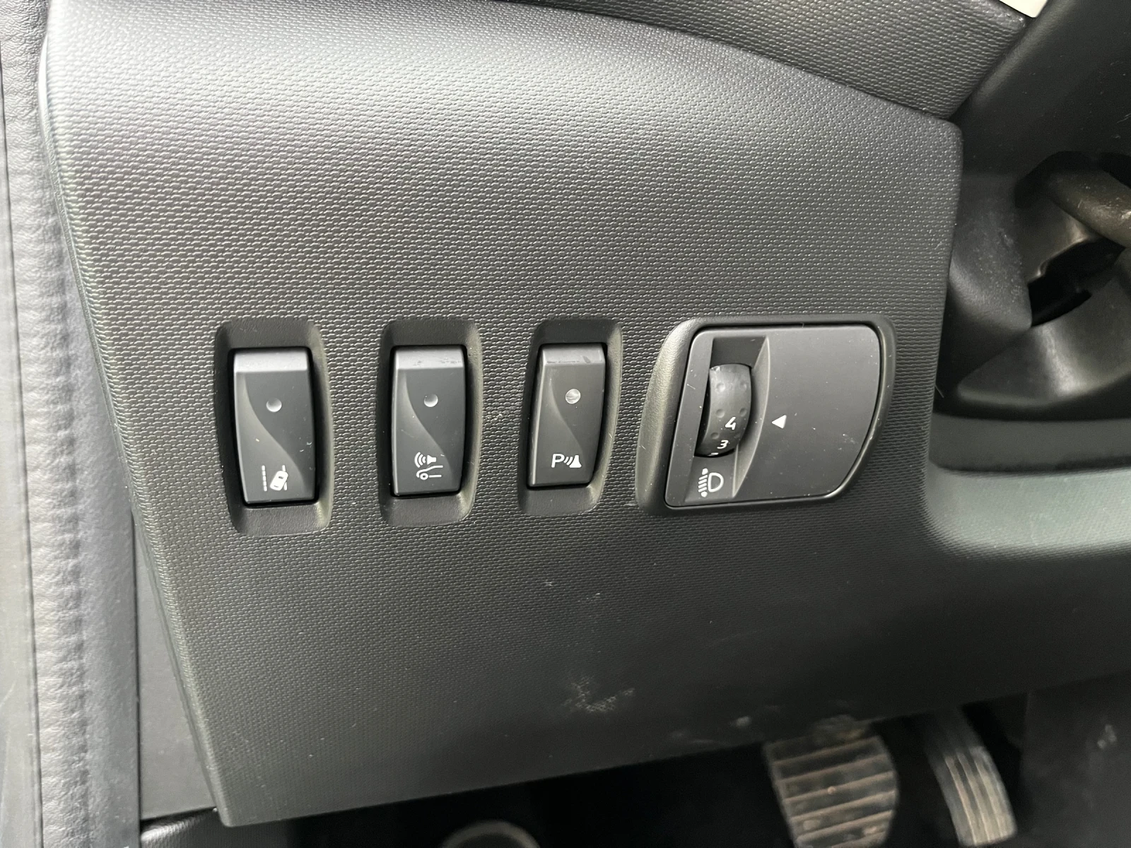 Renault Twingo електрическо 82кс, снимка 16 - Автомобили и джипове - 54308595