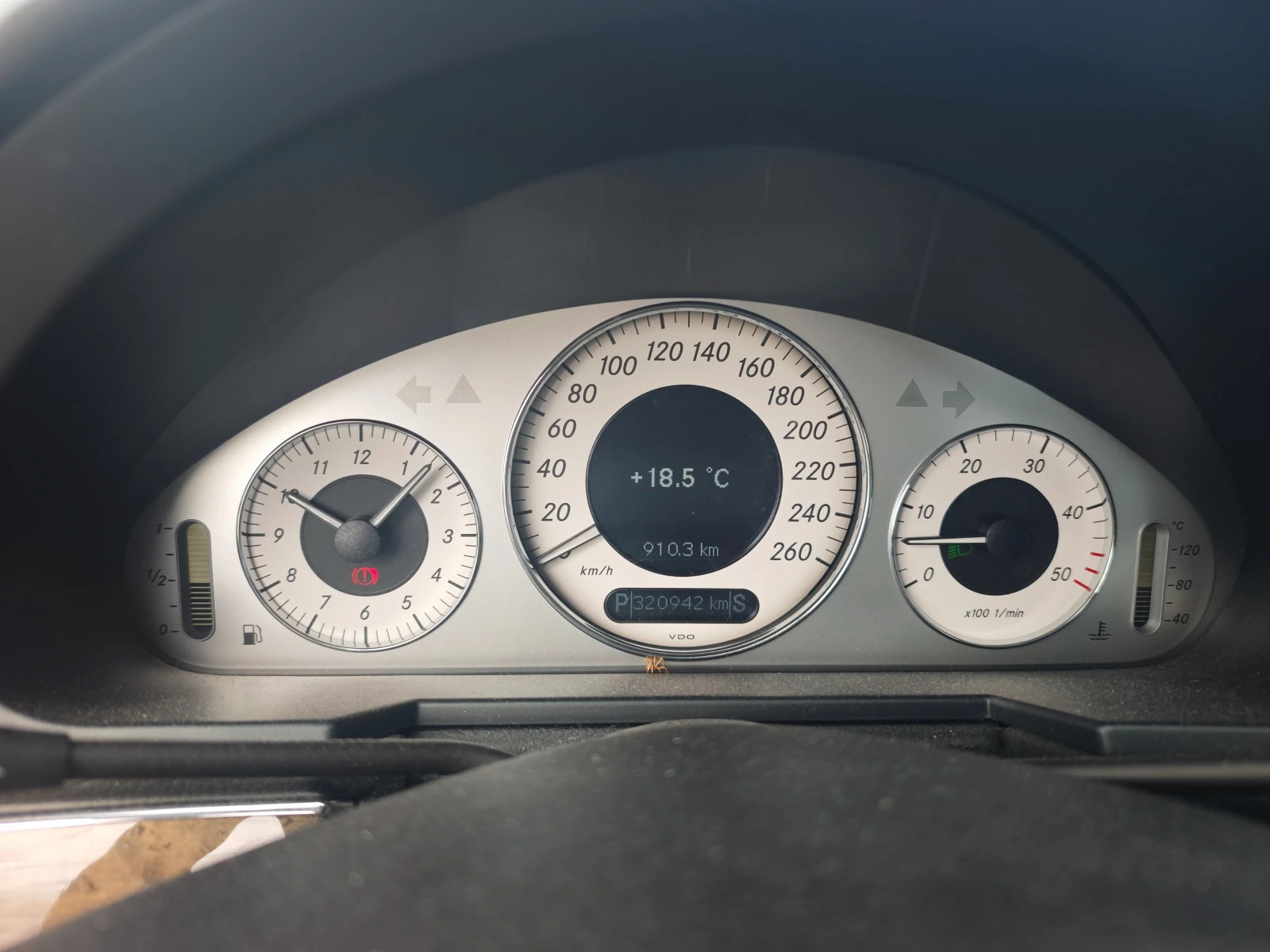 Mercedes-Benz E 280, снимка 11 - Автомобили и джипове - 54481968