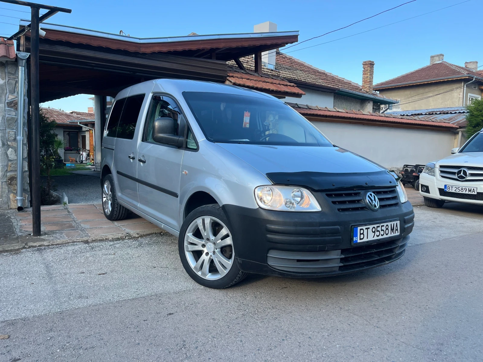VW Caddy 1.9-105