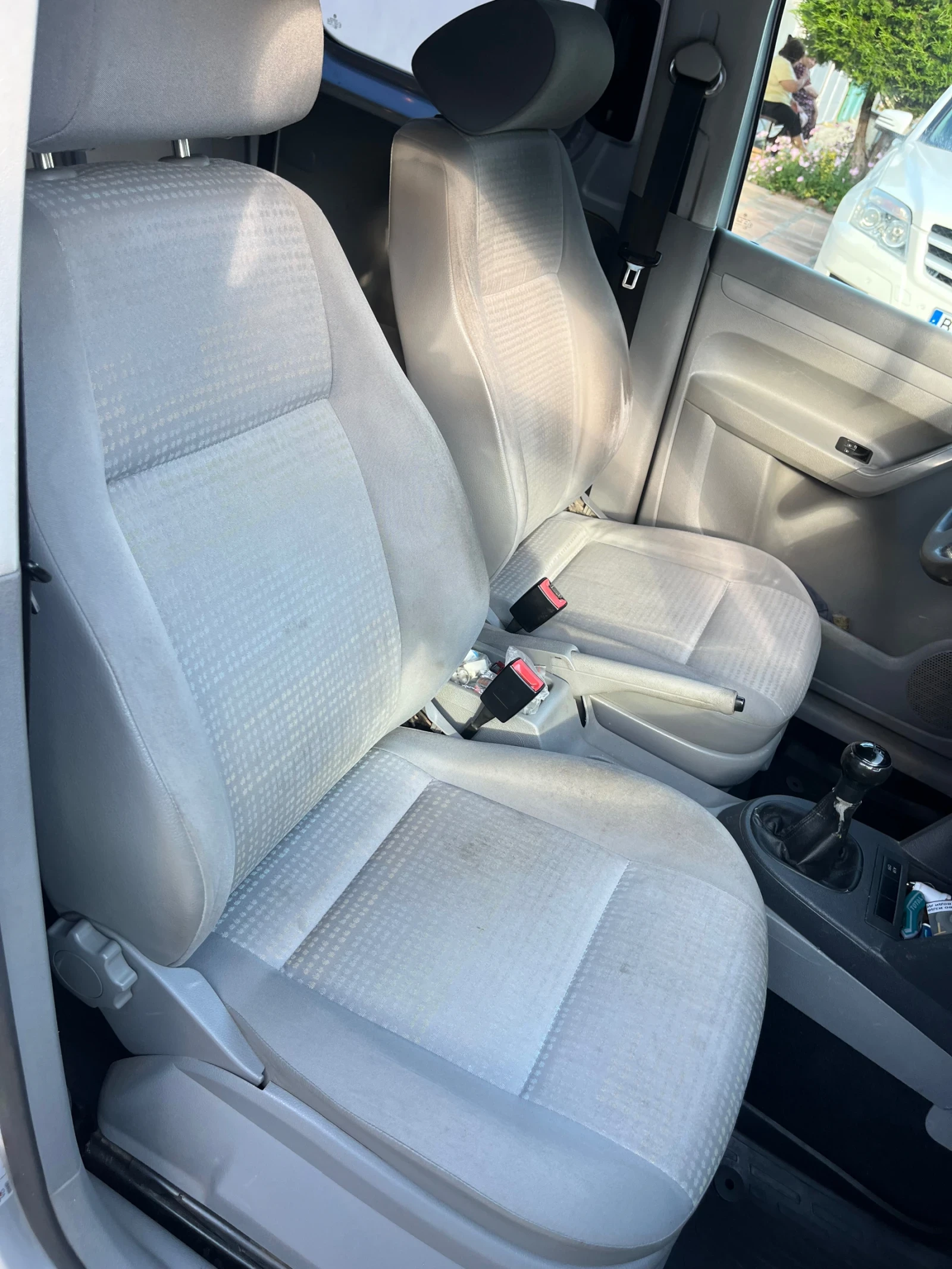 VW Caddy 1.9-105, снимка 10 - Автомобили и джипове - 54811533