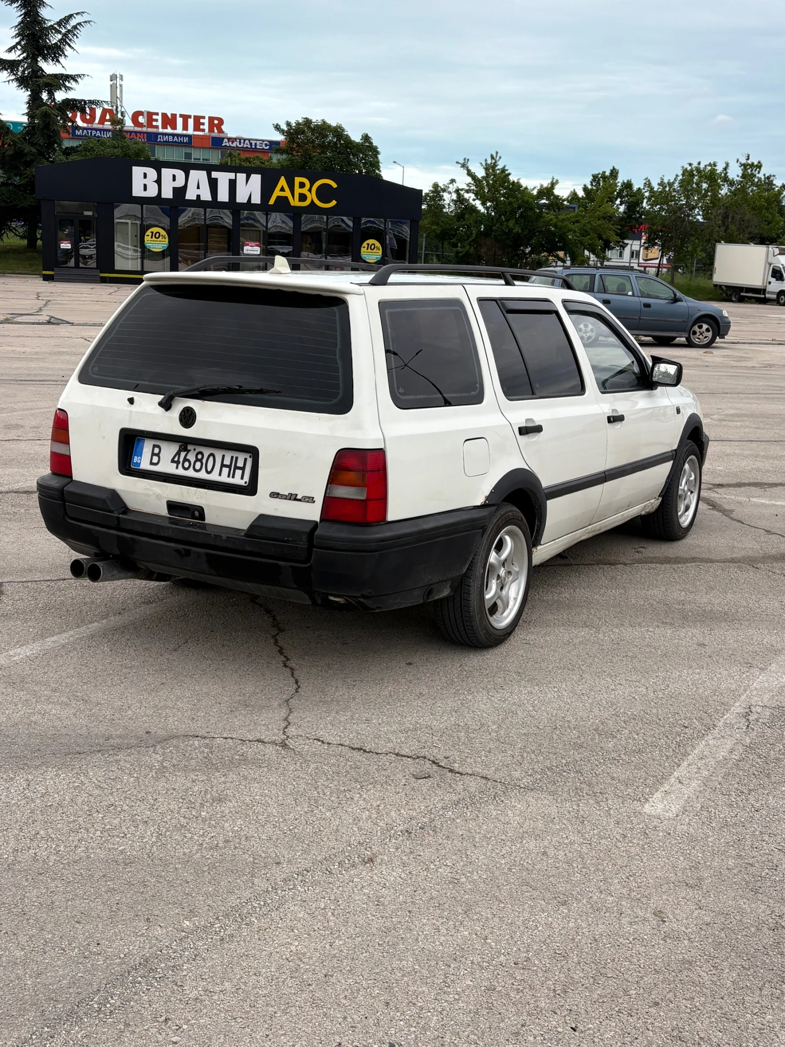 VW Golf 1.8GT, снимка 8 - Автомобили и джипове - 54891027