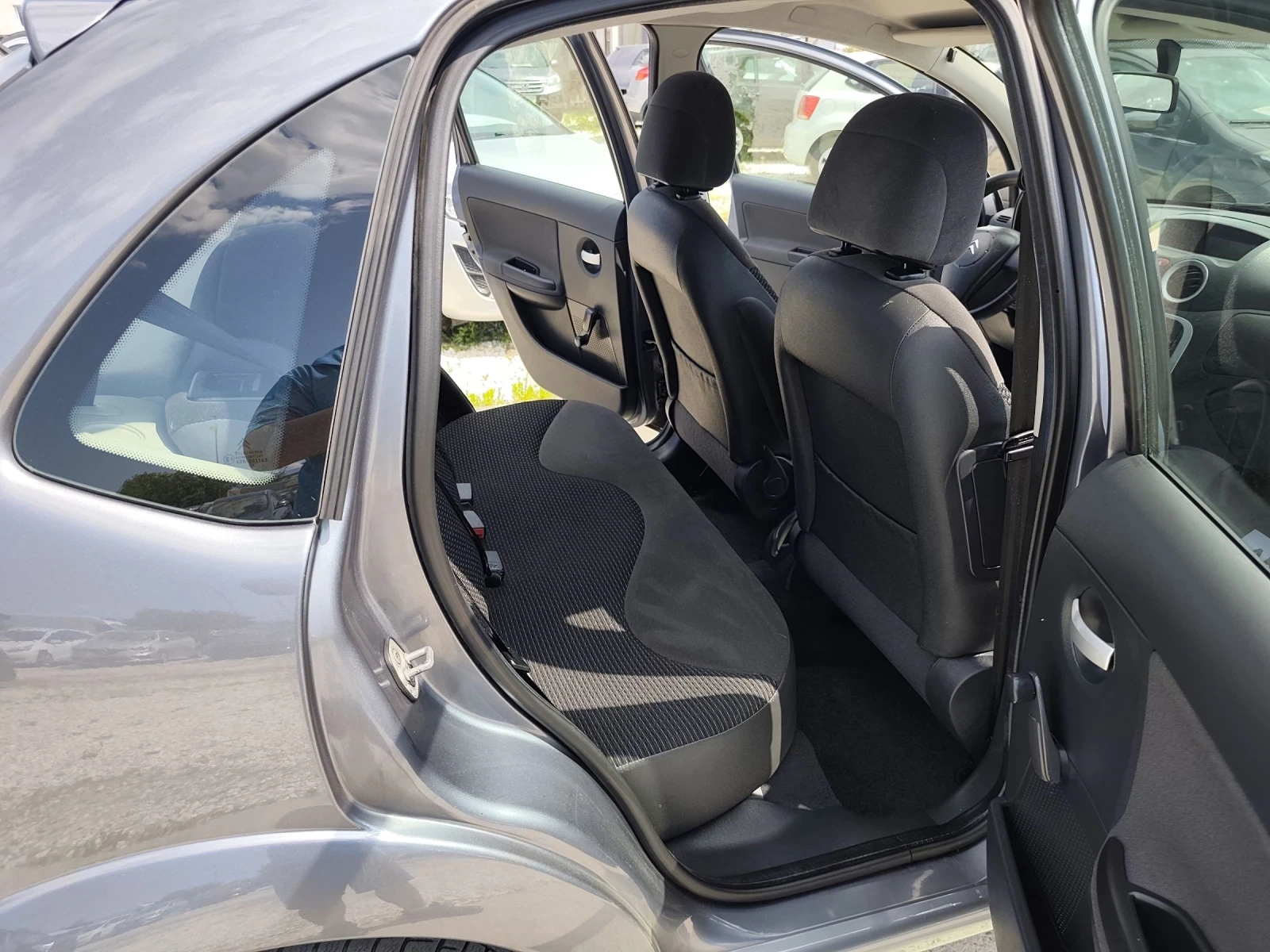 Citroen C3 1.2, климатик , снимка 8 - Автомобили и джипове - 54977461
