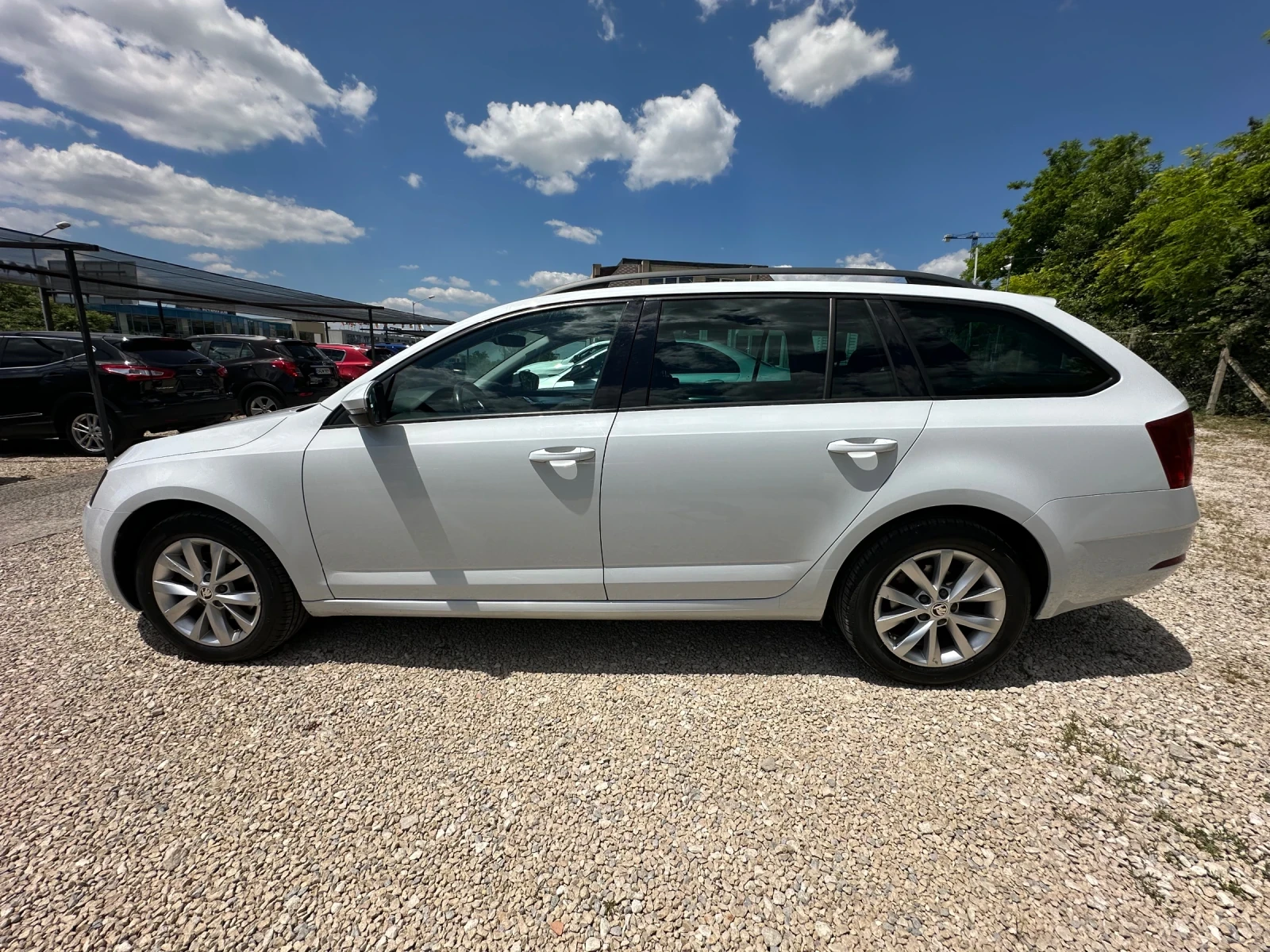 Skoda Octavia FACELIFT^DSG, снимка 5 - Автомобили и джипове - 54996900