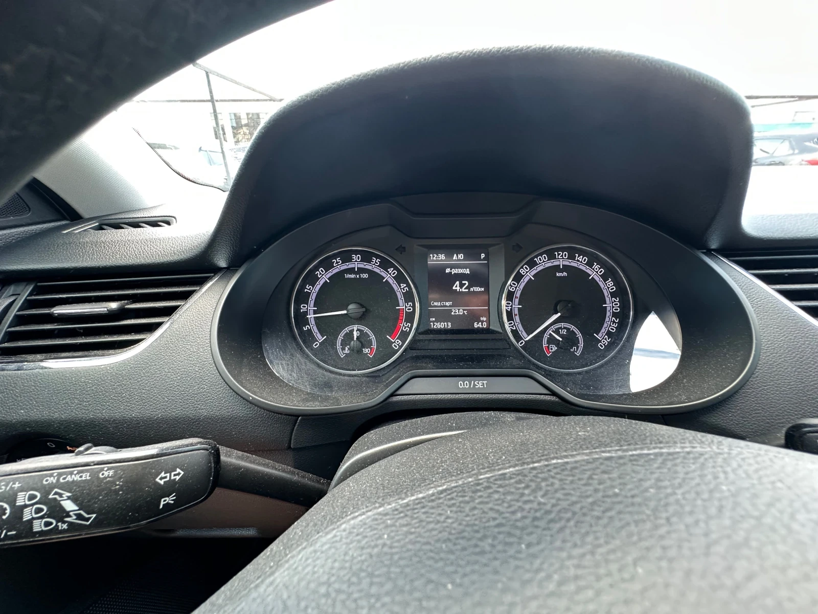 Skoda Octavia FACELIFT^DSG, снимка 13 - Автомобили и джипове - 54996900