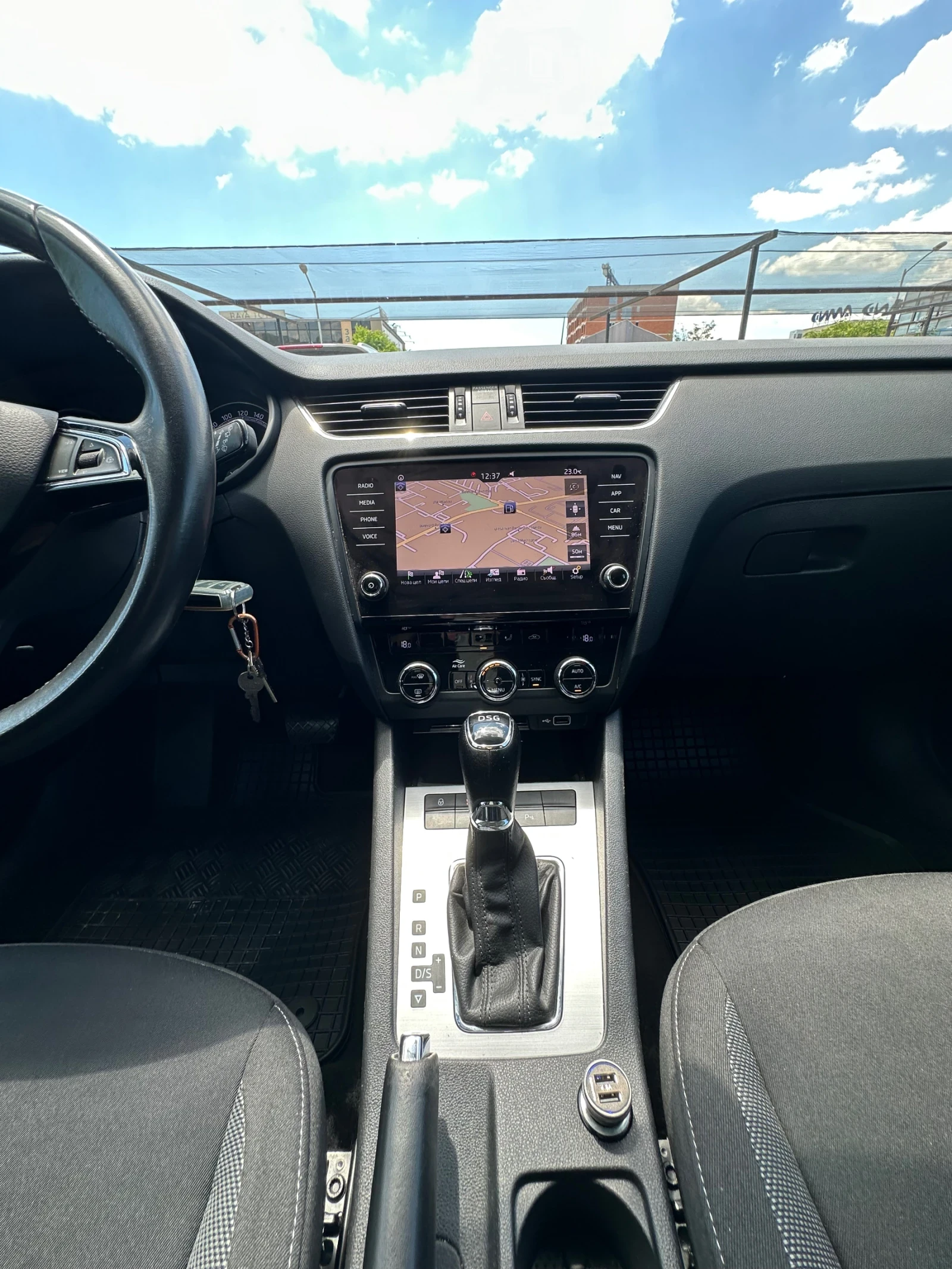 Skoda Octavia FACELIFT^DSG, снимка 12 - Автомобили и джипове - 54996900