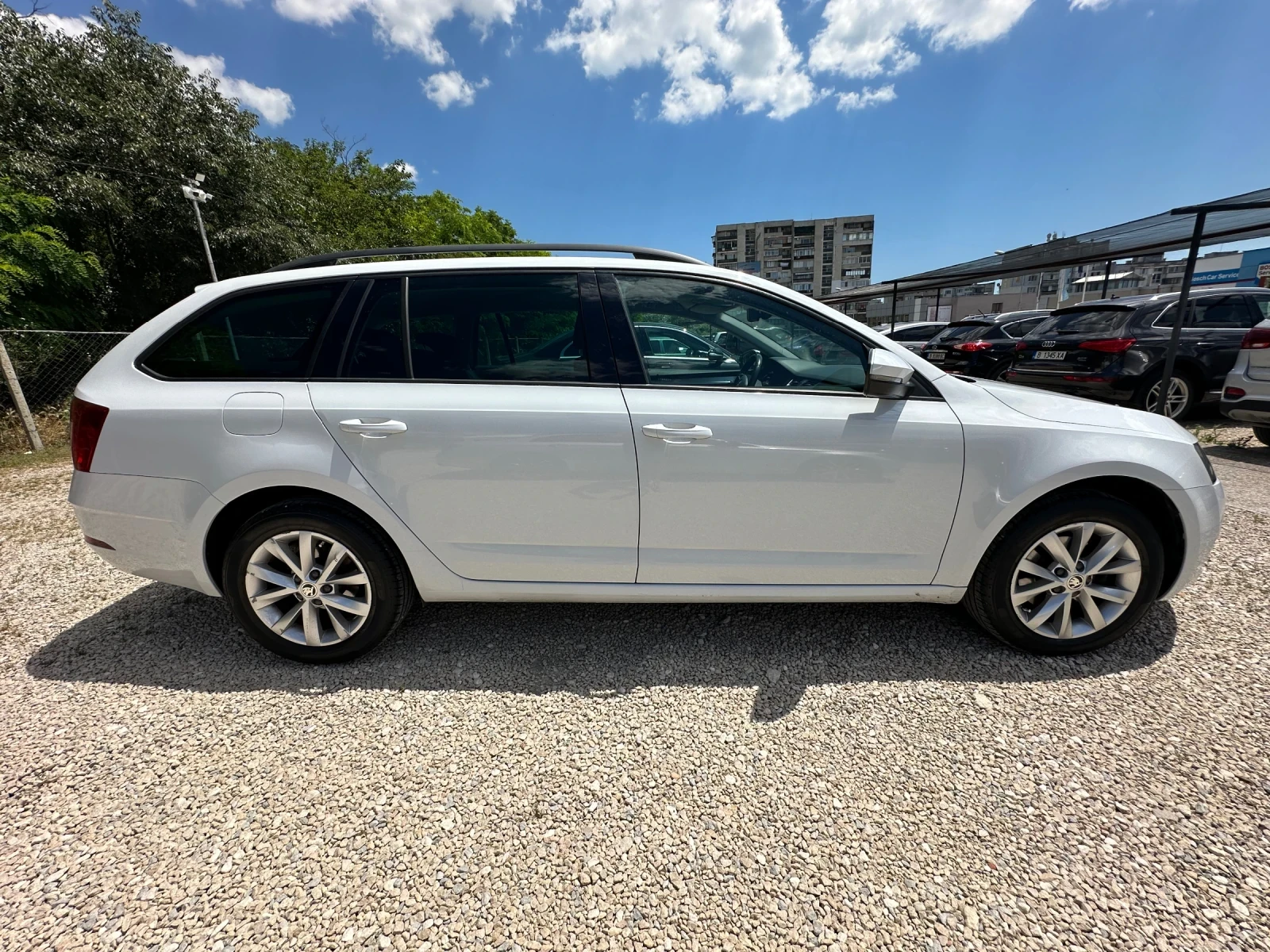 Skoda Octavia FACELIFT^DSG, снимка 4 - Автомобили и джипове - 54996900