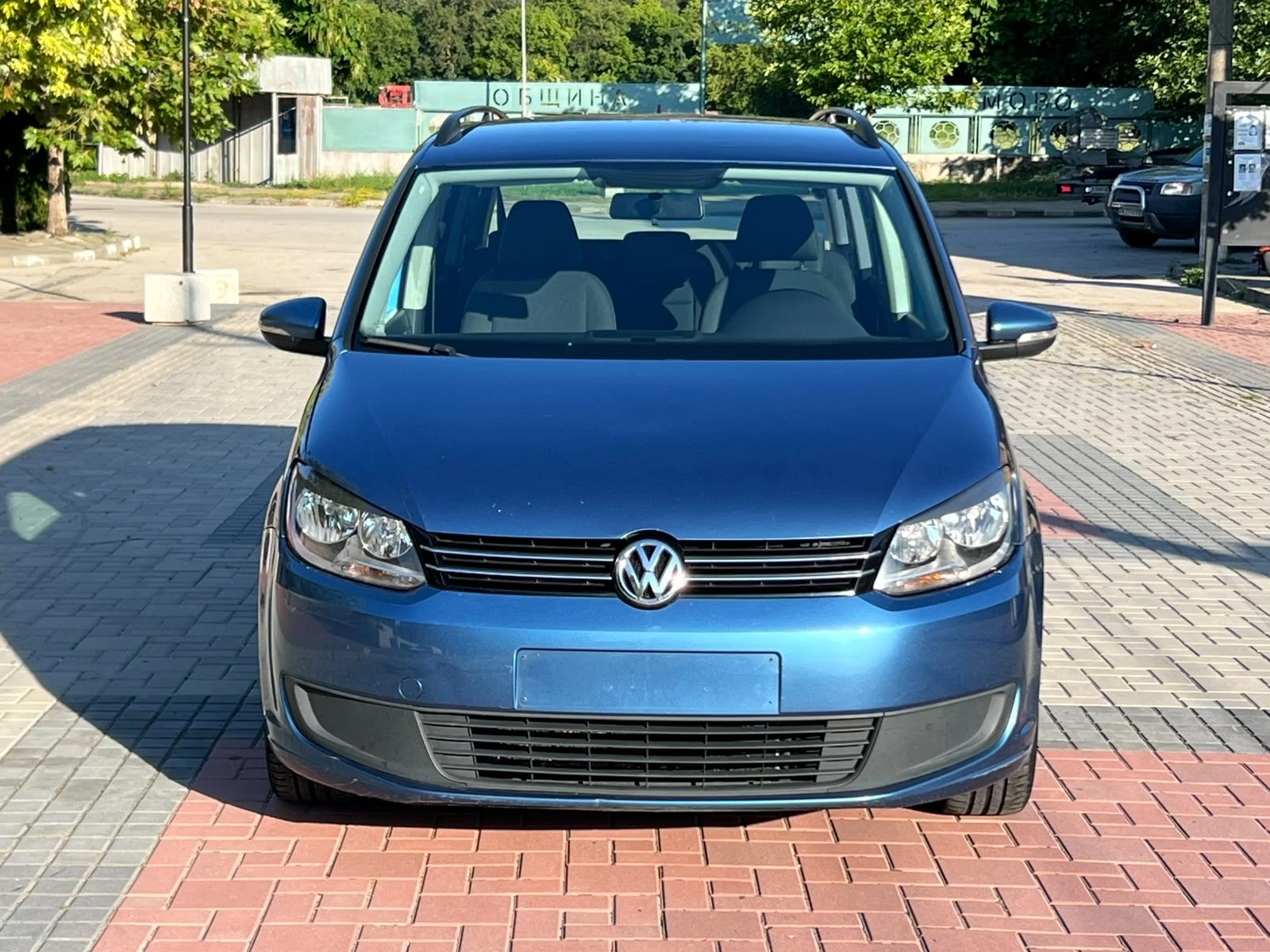 VW Touran НОВ  ВНОС БЕЛГИЯ 7-Местен фул екстри , снимка 9 - Автомобили и джипове - 55285044