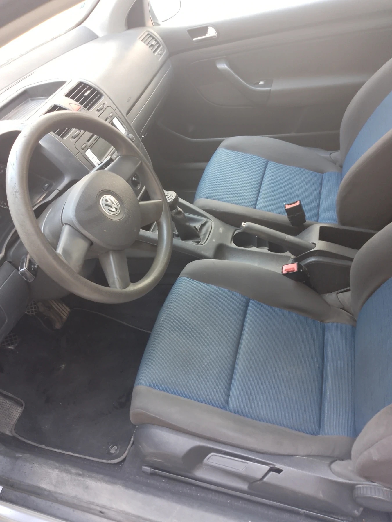 VW Golf Бензин Климатик , снимка 5 - Автомобили и джипове - 55800044