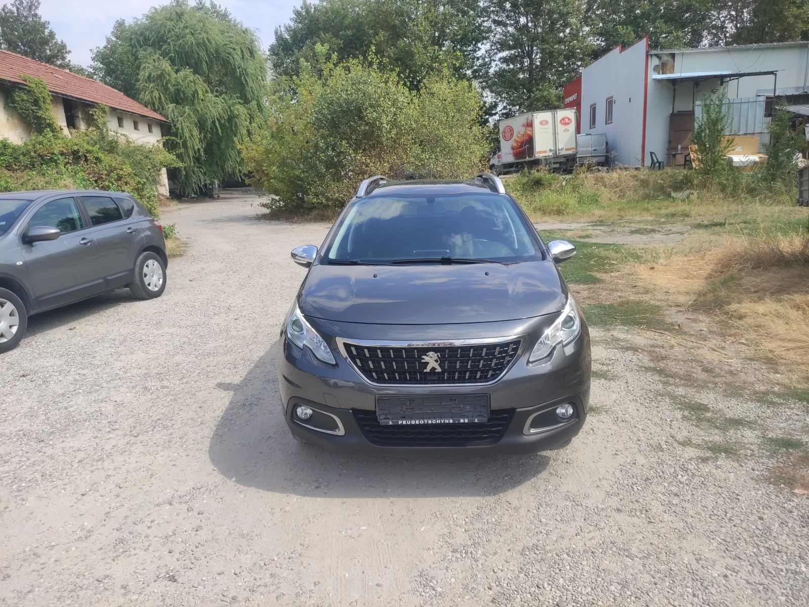 Peugeot 2008 1.6hdi като нов 143000км фул екстри, снимка 3 - Автомобили и джипове - 55908346
