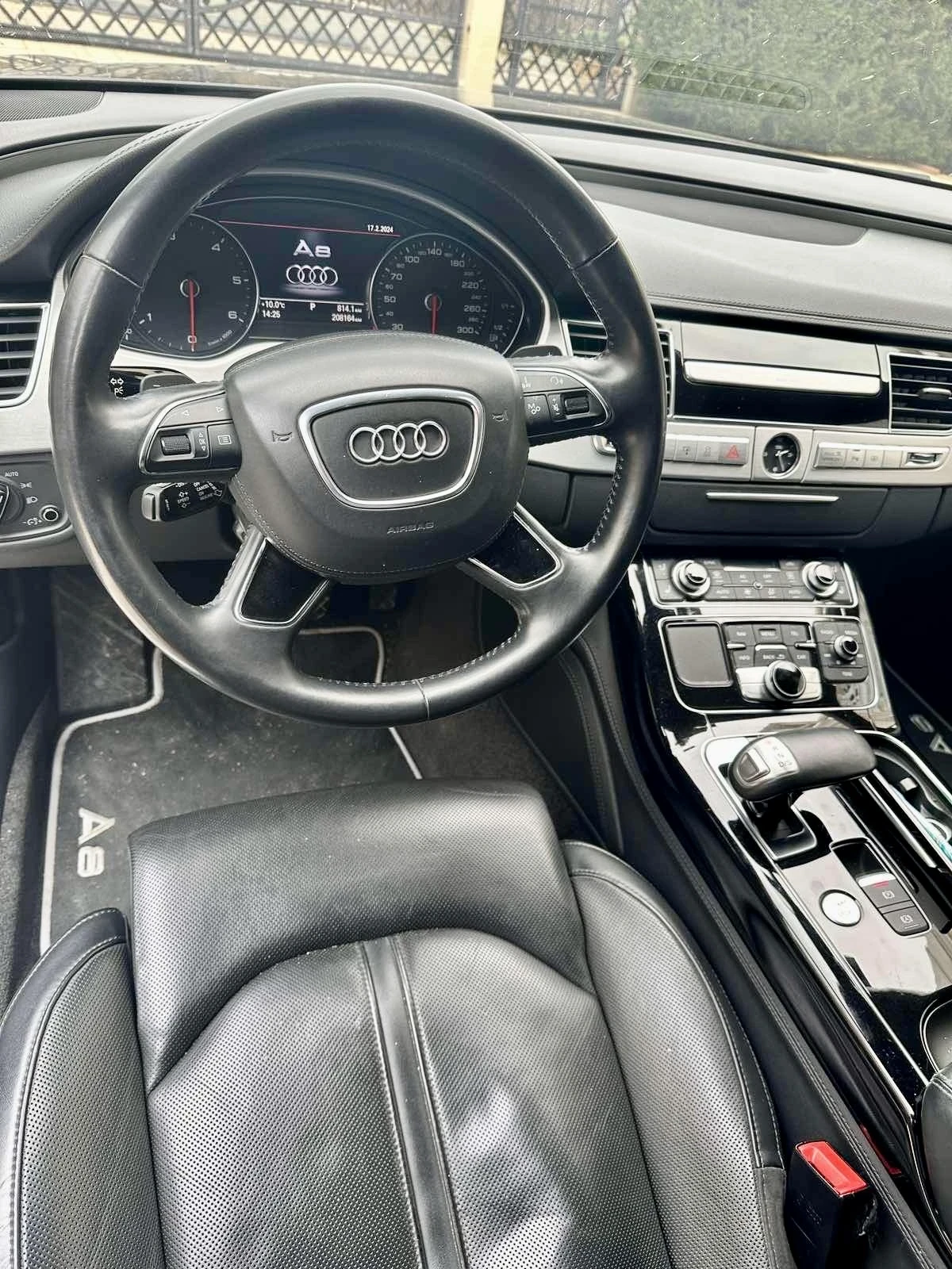 Audi A8 4.2 TDI , FULL, LONG, PRESIDENT EDITION , снимка 10 - Автомобили и джипове - 55914522