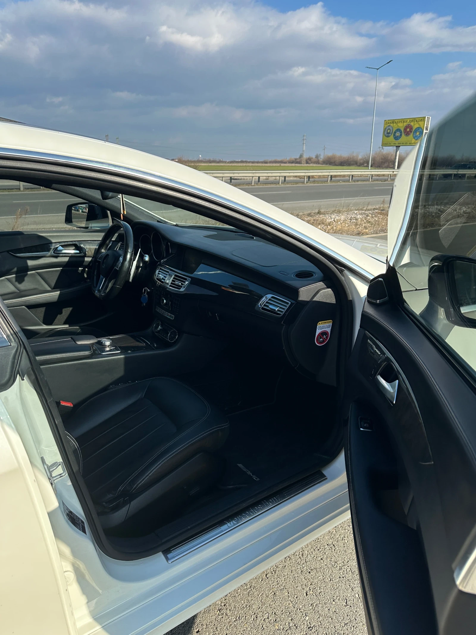 Mercedes-Benz CLS 350 W218, снимка 9 - Автомобили и джипове - 56008536