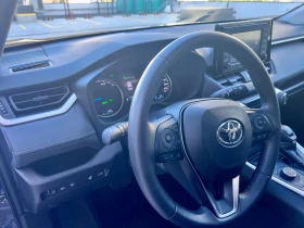 Toyota Rav4 2.5i 2021г * 43 000км Hybrid 4x4, снимка 10