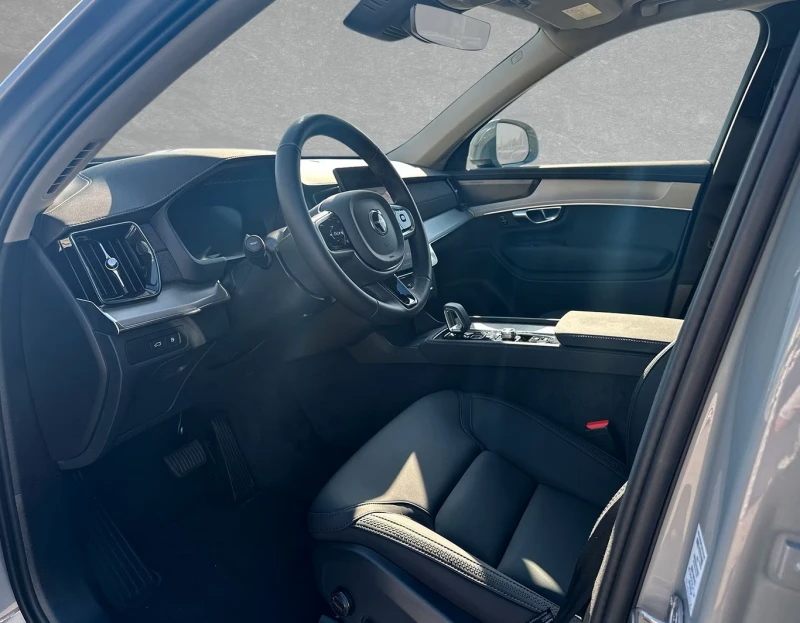Volvo Xc90 T8* Facelift* AWD* 360* 7-местен, снимка 3 - Автомобили и джипове - 52048663