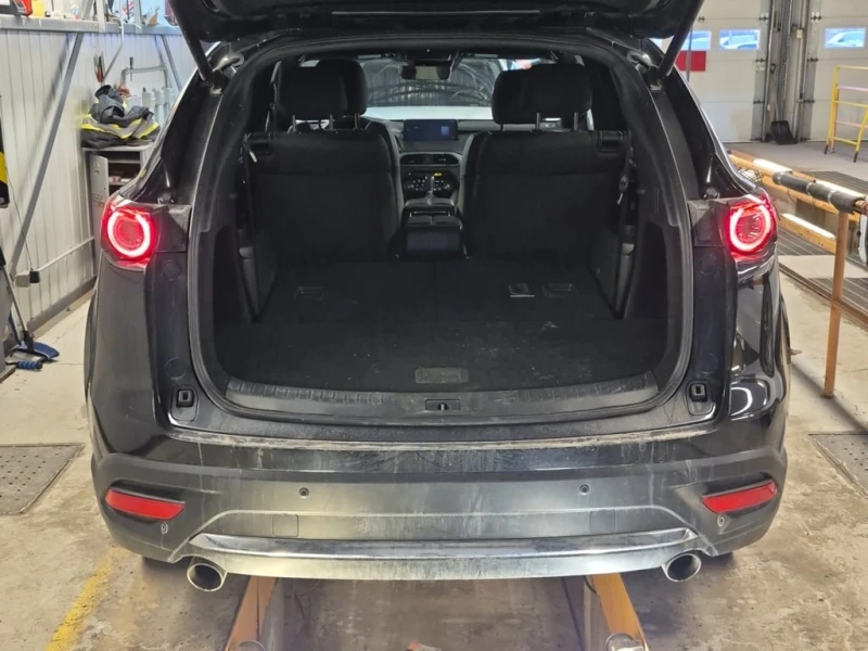 Mazda CX-9 * SIGNATURE * 360 camera * Head Up * CARFAX * , снимка 15 - Автомобили и джипове - 53440066