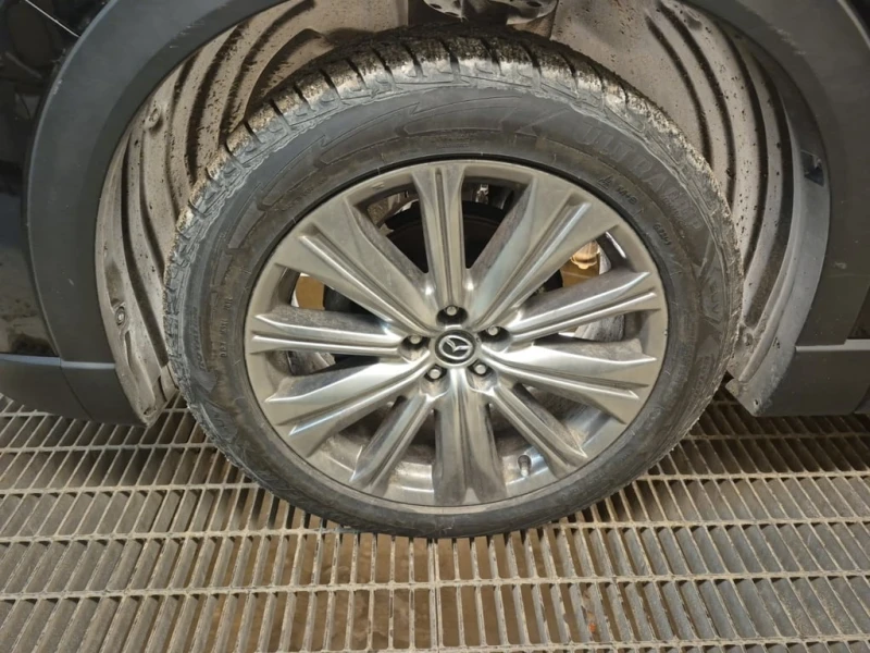 Mazda CX-9 * SIGNATURE * 360 camera * Head Up * CARFAX * , снимка 6 - Автомобили и джипове - 53440066