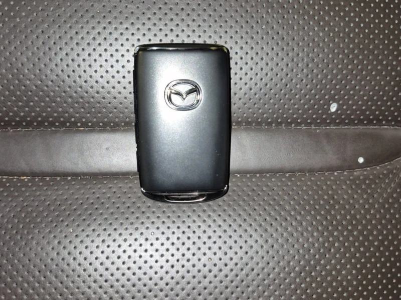 Mazda CX-9 * SIGNATURE * 360 camera * Head Up * CARFAX * , снимка 8 - Автомобили и джипове - 53440066