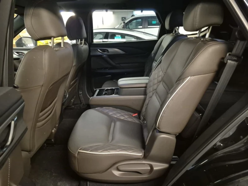 Mazda CX-9 * SIGNATURE * 360 camera * Head Up * CARFAX * , снимка 13 - Автомобили и джипове - 53440066