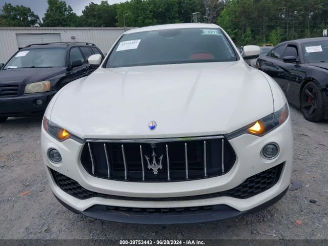 Maserati Levante, снимка 12 - Автомобили и джипове - 47496262