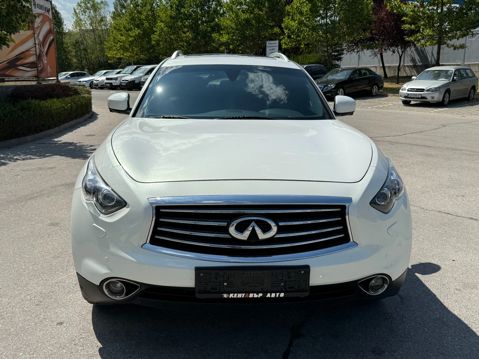 Infiniti QX70 3.0d 238 к.с. - изображение 7