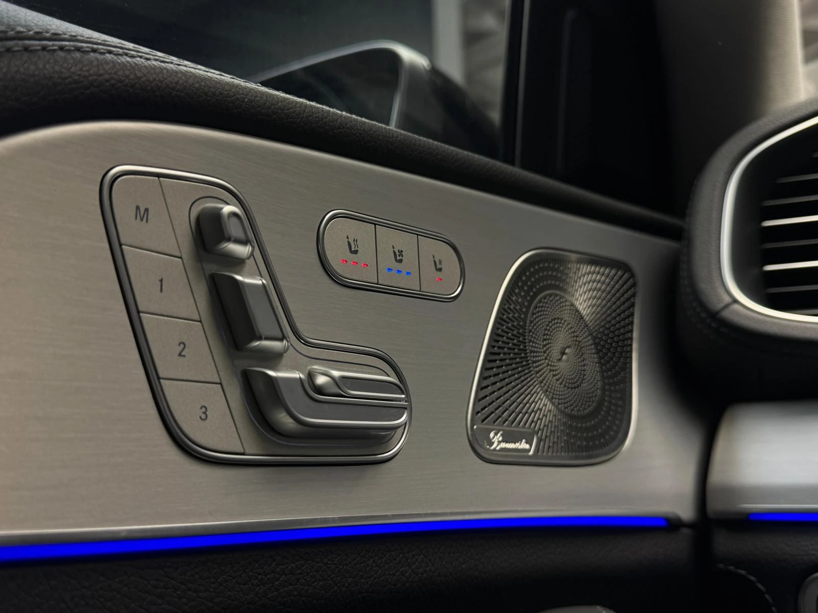 Mercedes-Benz GLS 63 AMG 4 Matic + Burmester Head Up Display Panorama Burme | Mobile.bg   14