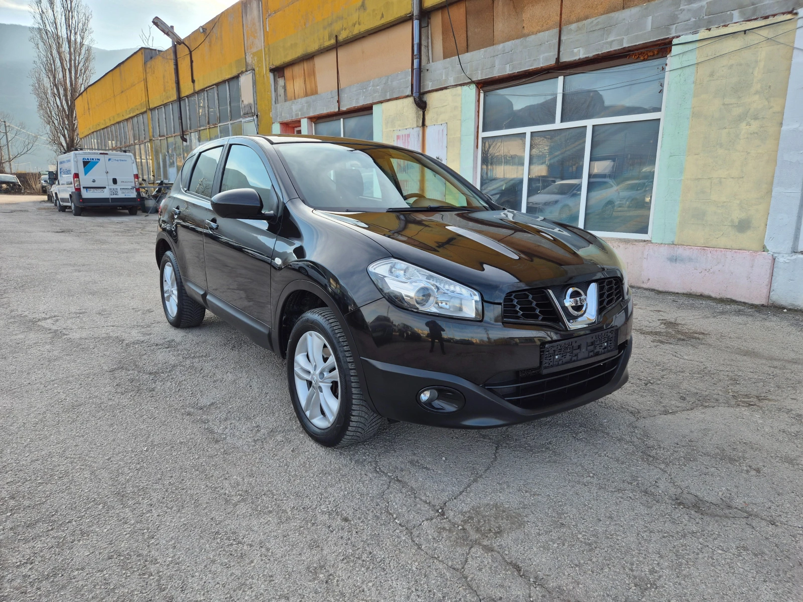 Nissan Qashqai 2.0I 4X4 ITALY УНИКАТ - изображение 3