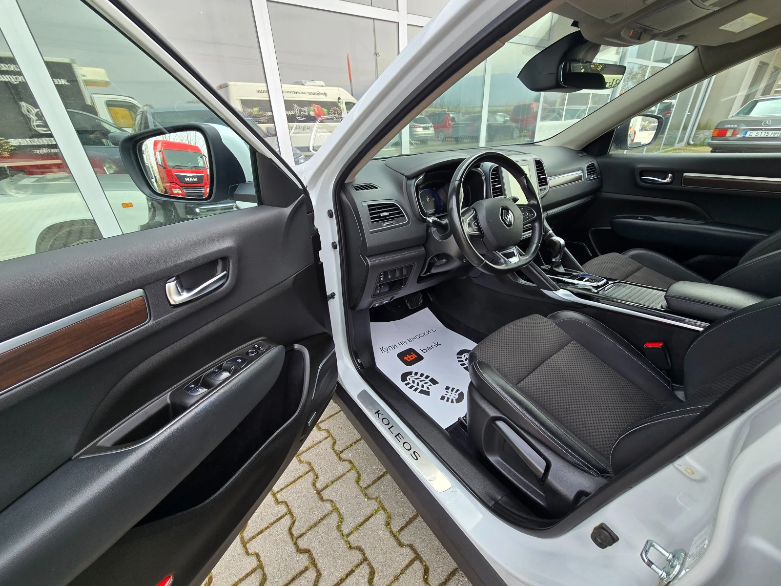 Renault Koleos Автоматик!!4x4!!190к.с!!!!, снимка 8 - Автомобили и джипове - 53908354