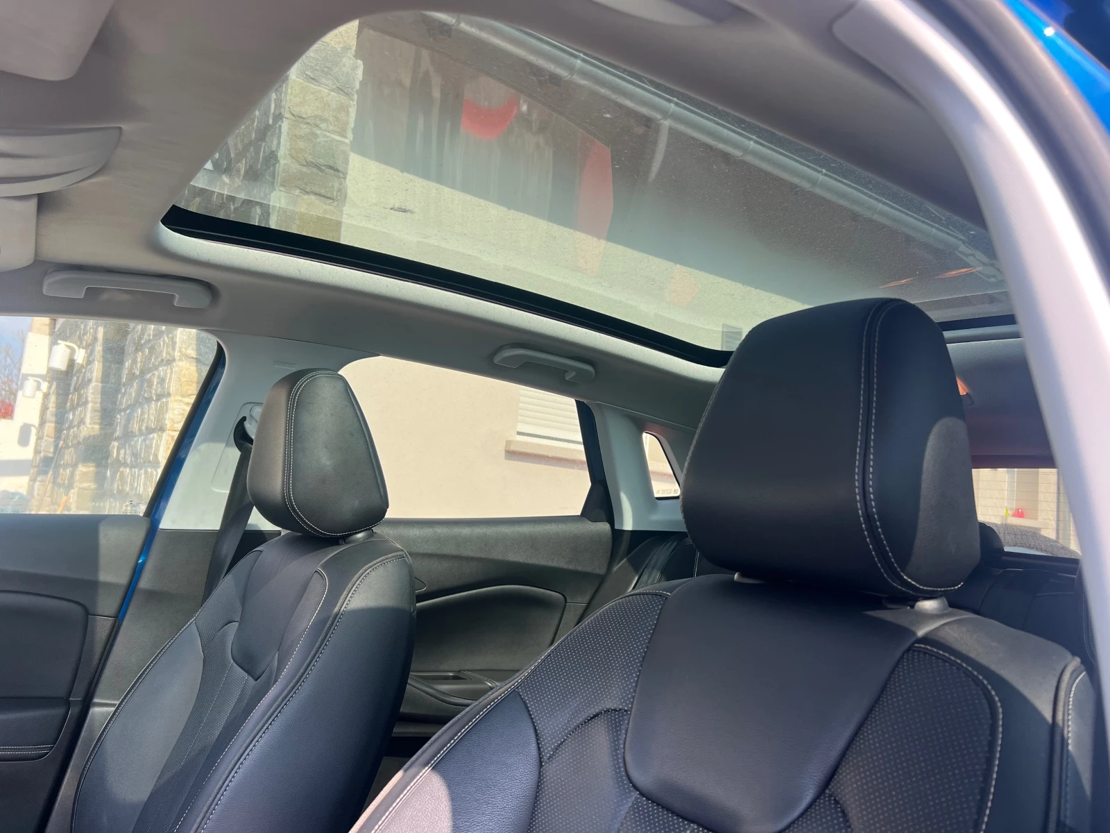 Opel Grandland X 1.6 CDTI LED/NAVI/PANORAMA/CAMERA/CLIMA, снимка 15 - Автомобили и джипове - 53954393