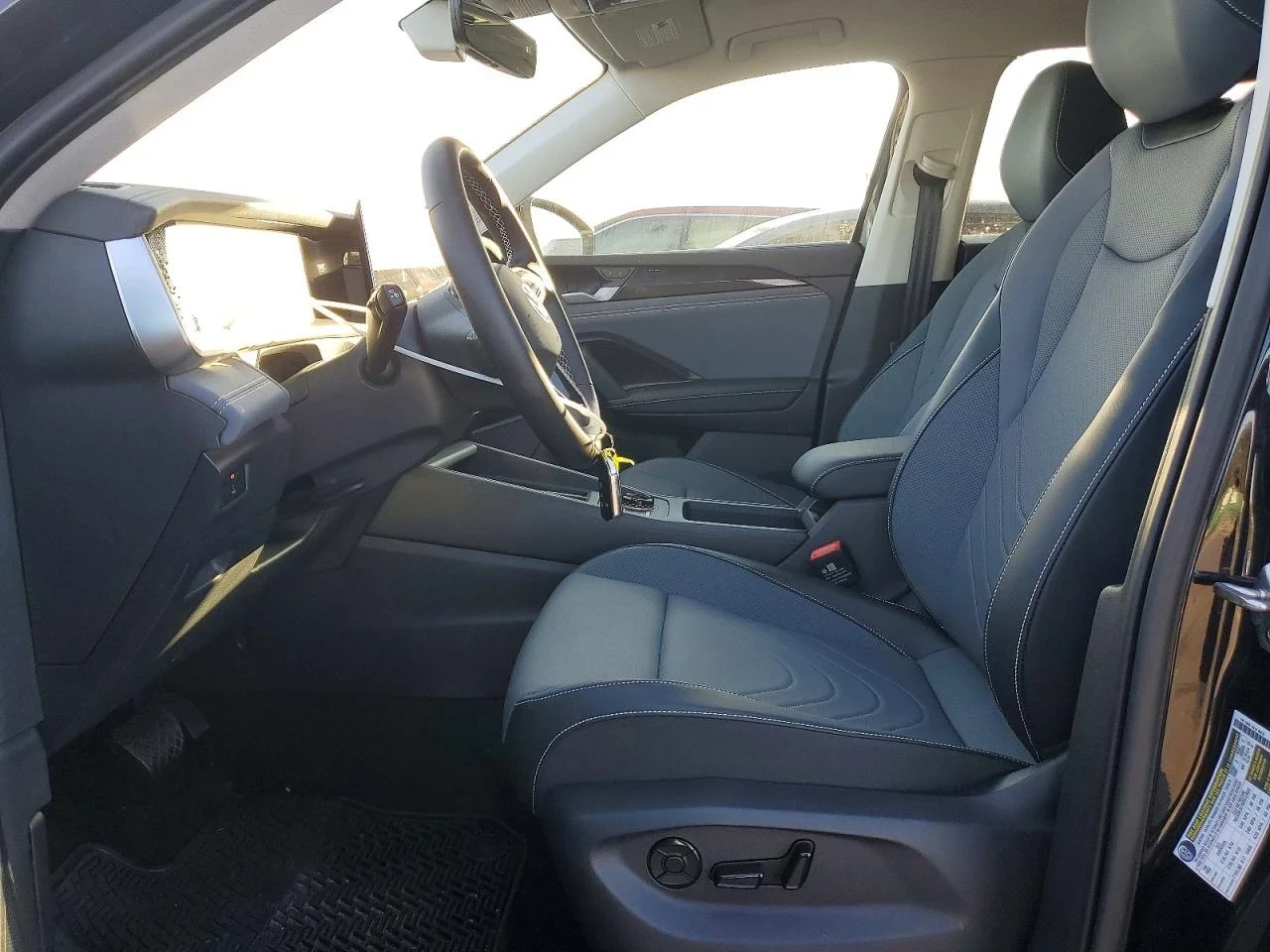 VW Tiguan SE, снимка 7 - Автомобили и джипове - 53978755