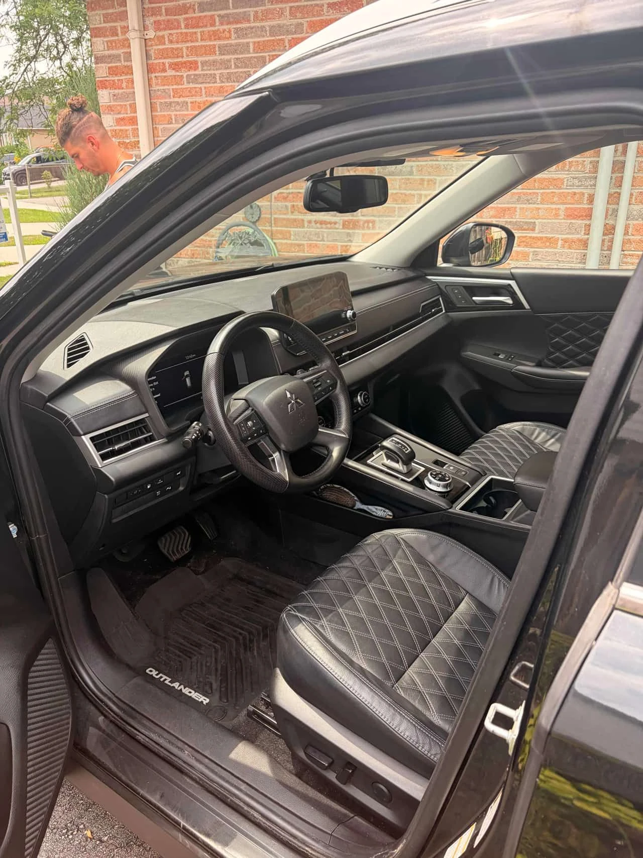 Mitsubishi Outlander GT S AWC| 360| DISTRONIC| ПАМЕТ| 2 КЛЮЧА| , снимка 7 - Автомобили и джипове - 55430417