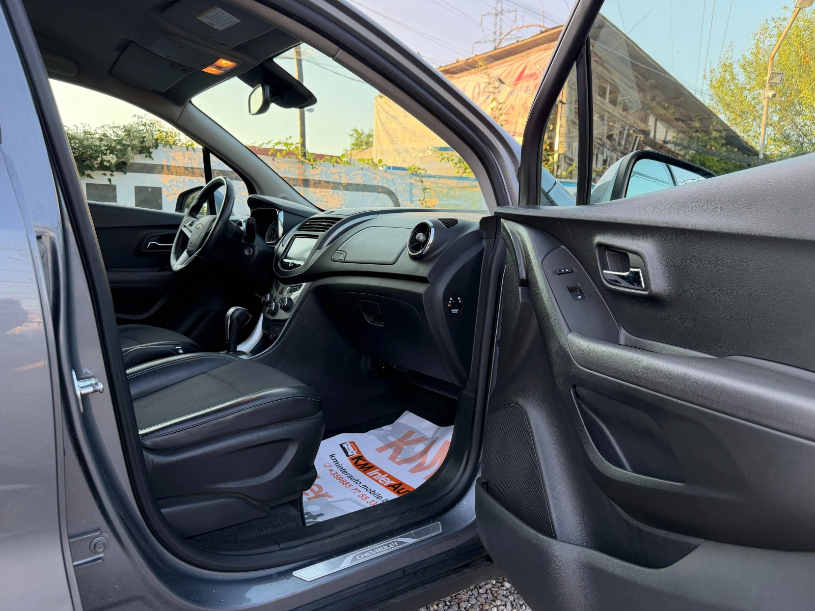Chevrolet Trax 1.7CDTI AUT/NAVI/КАМЕРА/КОЖА, снимка 15 - Автомобили и джипове - 55630183