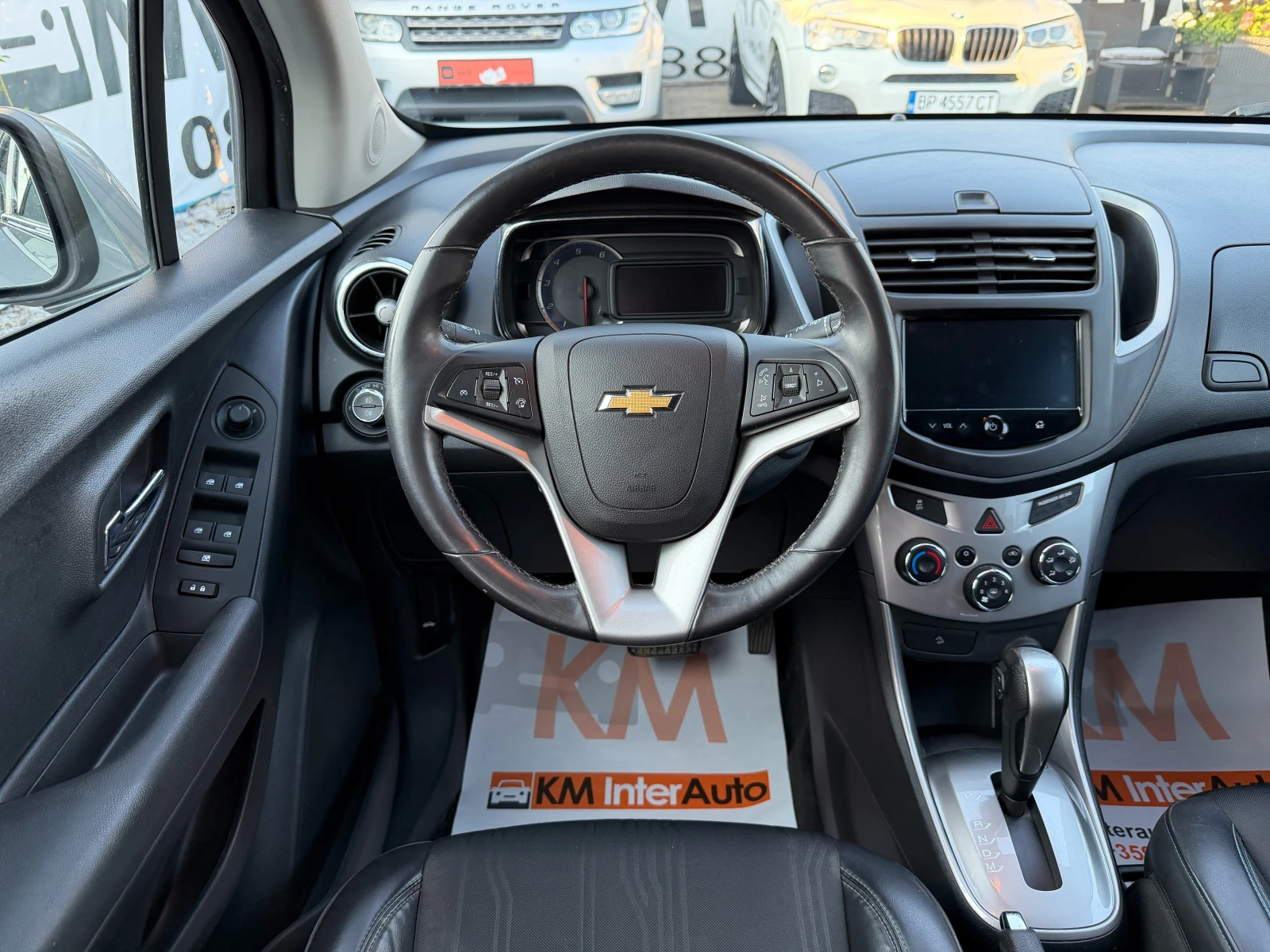 Chevrolet Trax 1.7CDTI AUT/NAVI/КАМЕРА/КОЖА, снимка 10 - Автомобили и джипове - 55630183