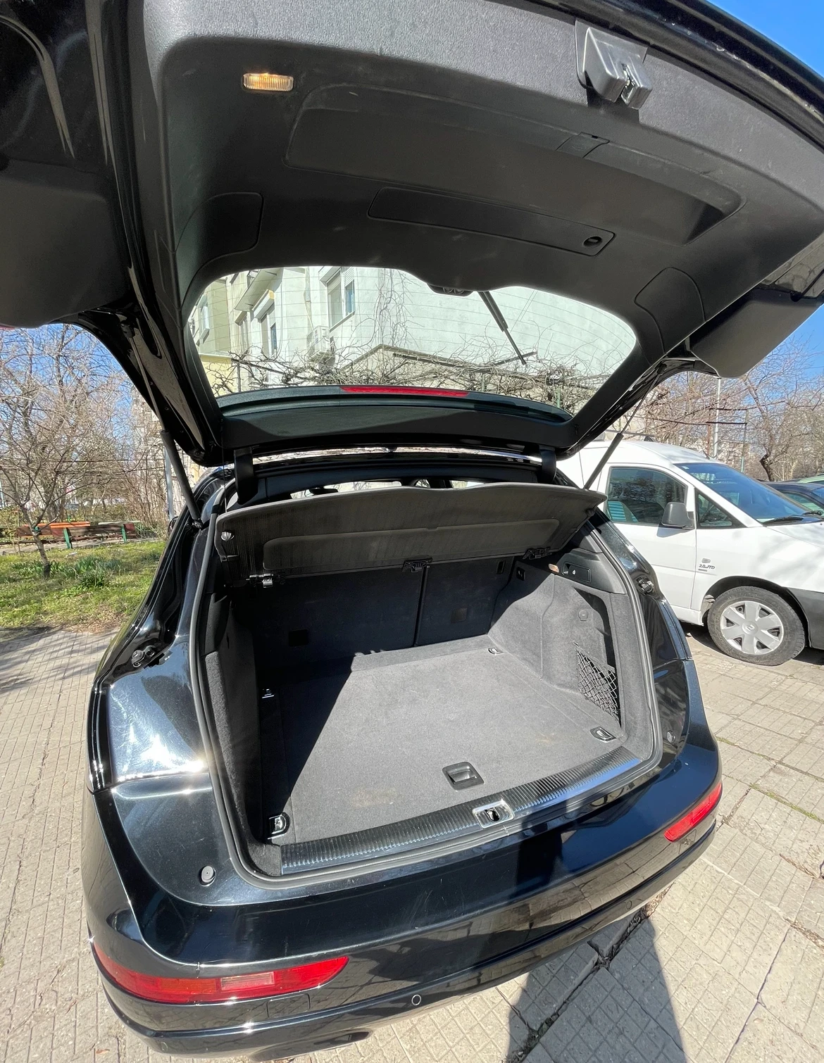 Audi Q5, снимка 4 - Автомобили и джипове - 55726028