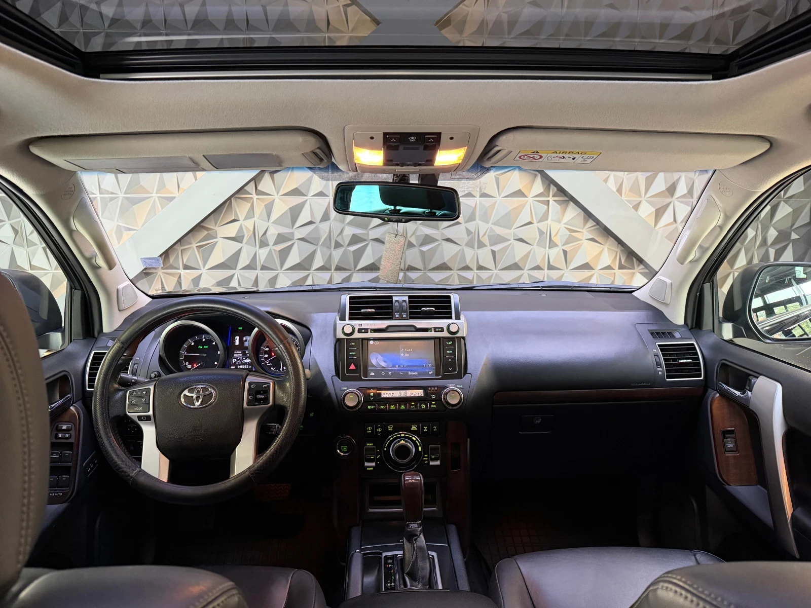 Toyota Land cruiser 150 SERIES 4X4 * Шибедах * , снимка 8 - Автомобили и джипове - 56111599