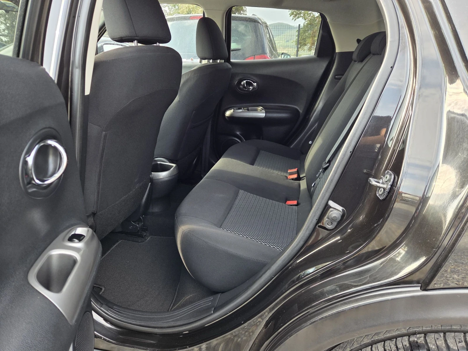 Nissan Juke 1.6i  GPL  euro6, снимка 8 - Автомобили и джипове - 56135883