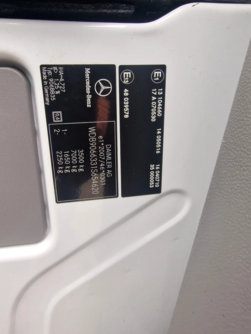 Mercedes-Benz Sprinter 316 CDI 135000km!!!, снимка 12 - Бусове и автобуси - 53271594