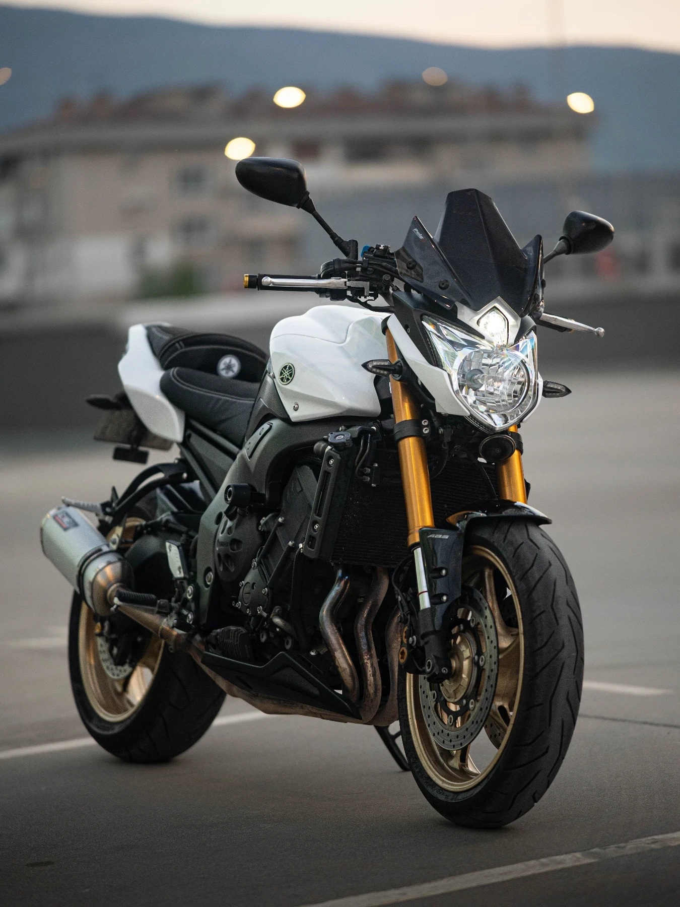 Yamaha FZ8