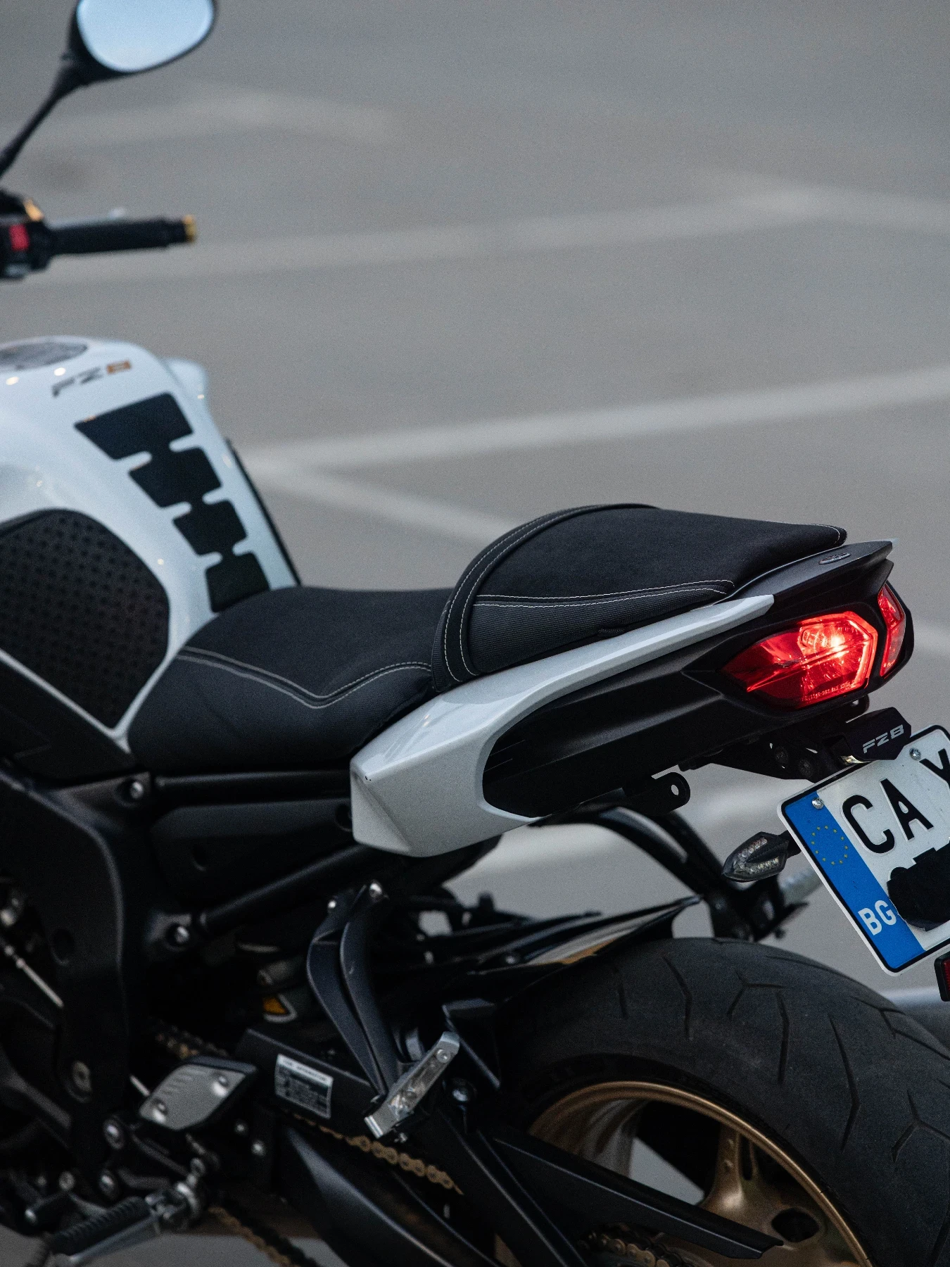Yamaha FZ8, снимка 5 - Мотоциклети и мототехника - 54454893