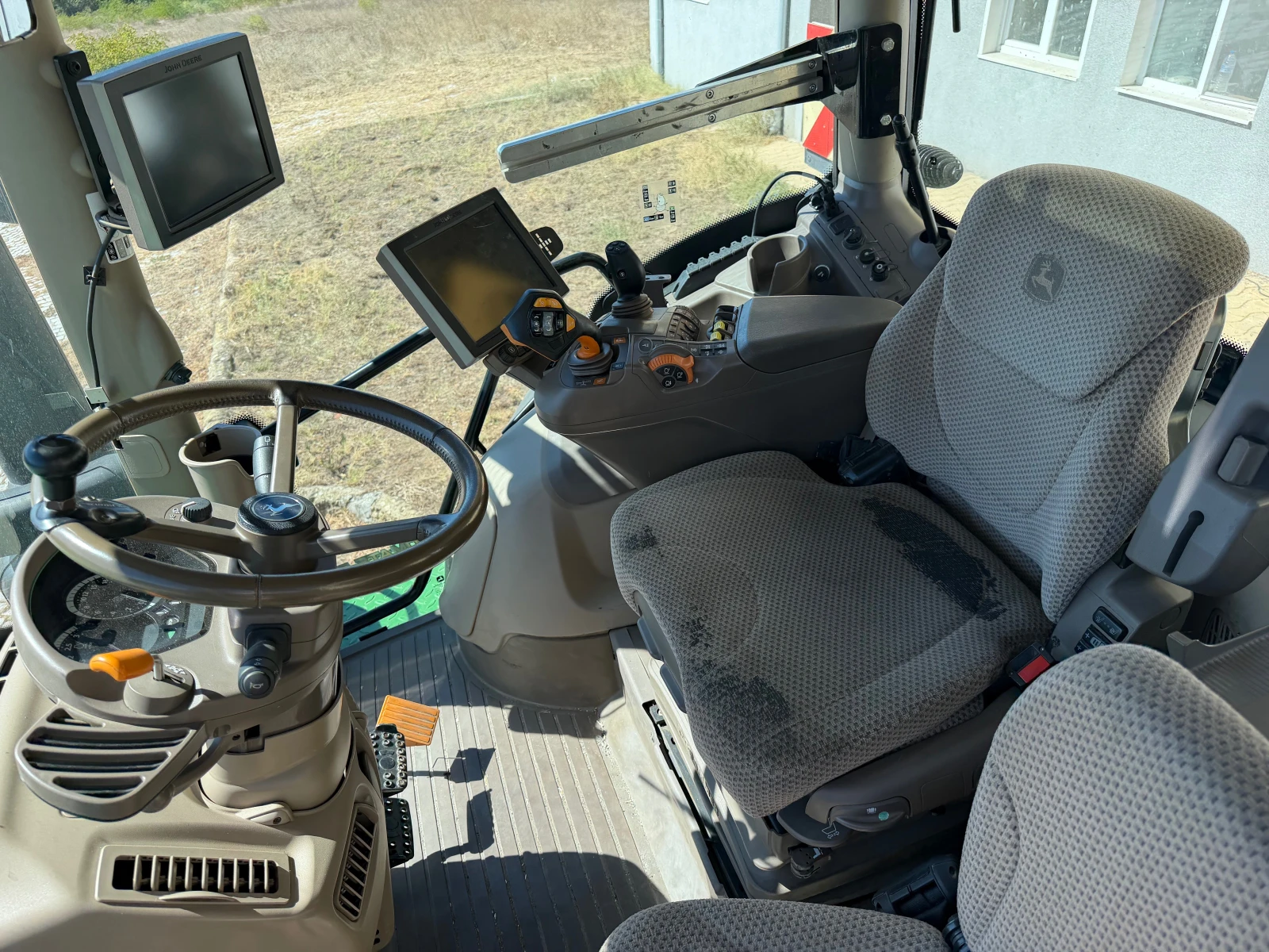 Трактор John Deere 6250R НАВИГАЦИЯ ЛИЗИНГ, снимка 12 - Селскостопанска техника - 55466435