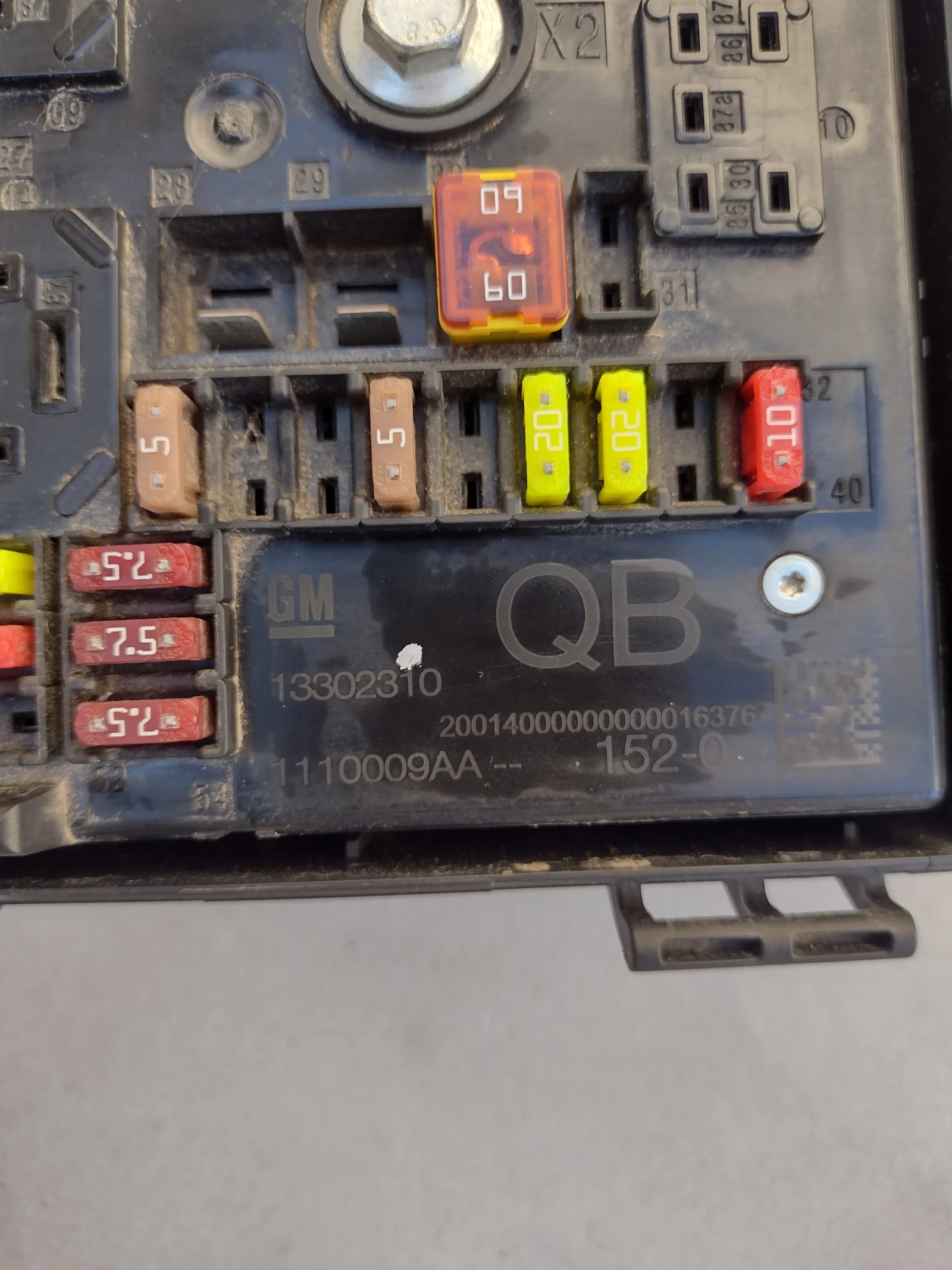 13302310  ������� ����� �� OPEL ASTRA J   1110009AA | Mobile.bg � ����������� 2