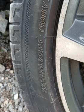 Гуми с джанти Bridgestone 285/35R21, снимка 7
