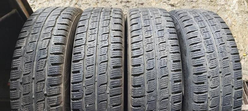 Гуми Зимни 195/75R10, снимка 1 - Гуми и джанти - 34696686