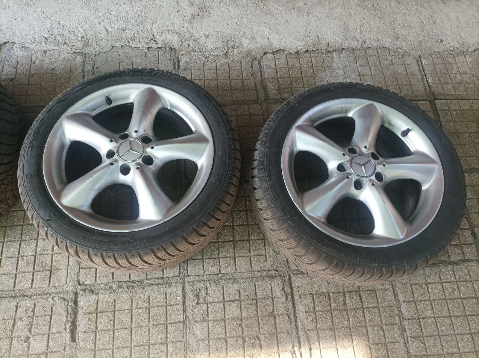    225/45R17 | Mobile.bg   1