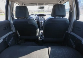 Toyota Yaris, снимка 13